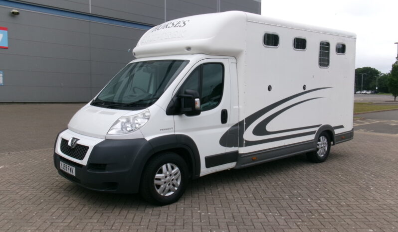 2009/59 Peugeot Boxer 440 3.0L  EQUI-TREK HORSEBOX full