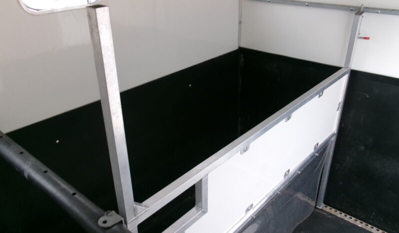 2009/59 Peugeot Boxer 440 3.0L  EQUI-TREK HORSEBOX full