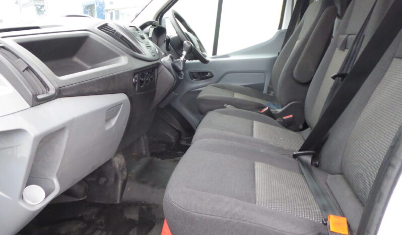 2015/65 Ford Transit 2.2 TDCi 125ps Tipper Cab full