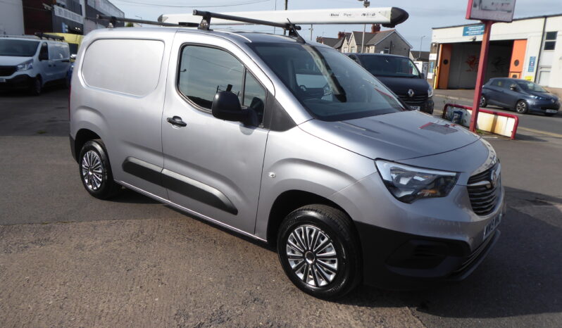 2019/19 Vauxhall Combo Cargo 2000 1.6 Turbo D 100ps H1 Edition Van  full