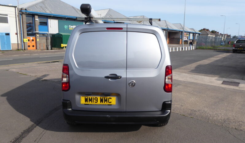 2019/19 Vauxhall Combo Cargo 2000 1.6 Turbo D 100ps H1 Edition Van  full