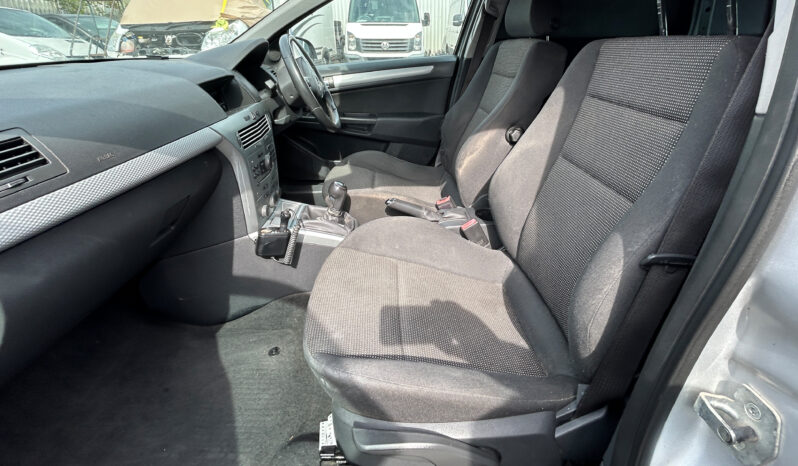 2012/12 Vauxhall Astravan Sportive 1.7 CDTi 110ps Van full