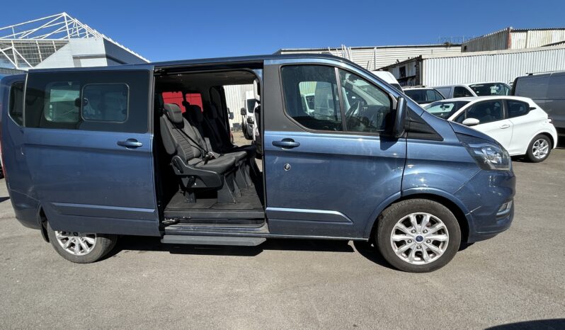2021/21 Ford Tourneo Custom 2.0 EcoBlue 130ps L/R 9 Seater Titanium Automatic MPV Van full