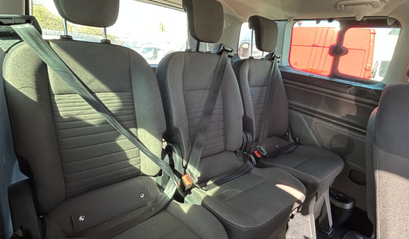 2021/21 Ford Tourneo Custom 2.0 EcoBlue 130ps L/R 9 Seater Titanium Automatic MPV Van full