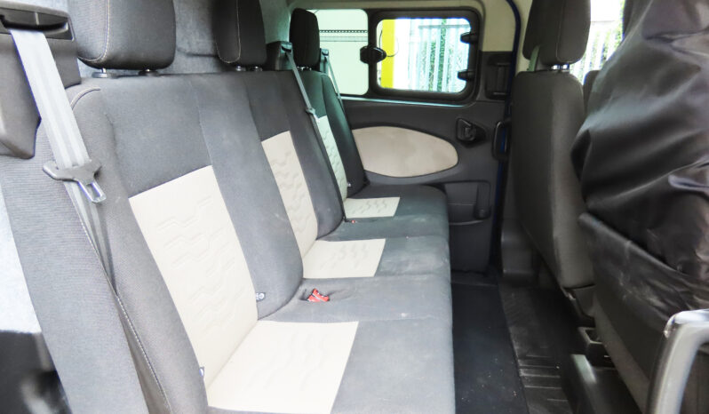 2016/66 Ford Transit Custom 2.0 TDCi 130ps Low Roof 6 Seater D/Cab Limited Van full