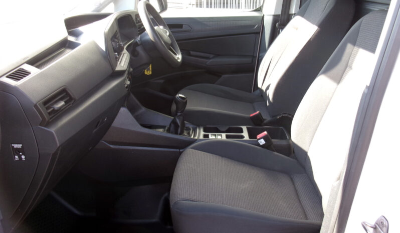 2021/21 Volkswagen Caddy 2.0 TDI 102PS Commerce Van full