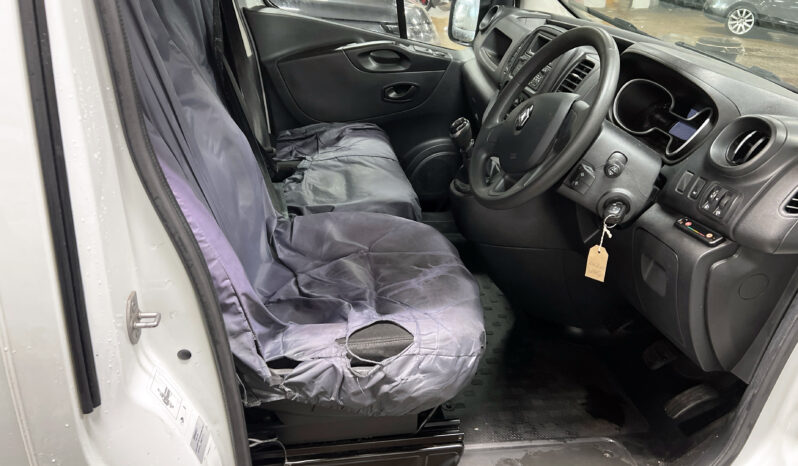 2020/20 Renault Trafic LL30 ENERGY 2.0dCi 120ps Business Van full