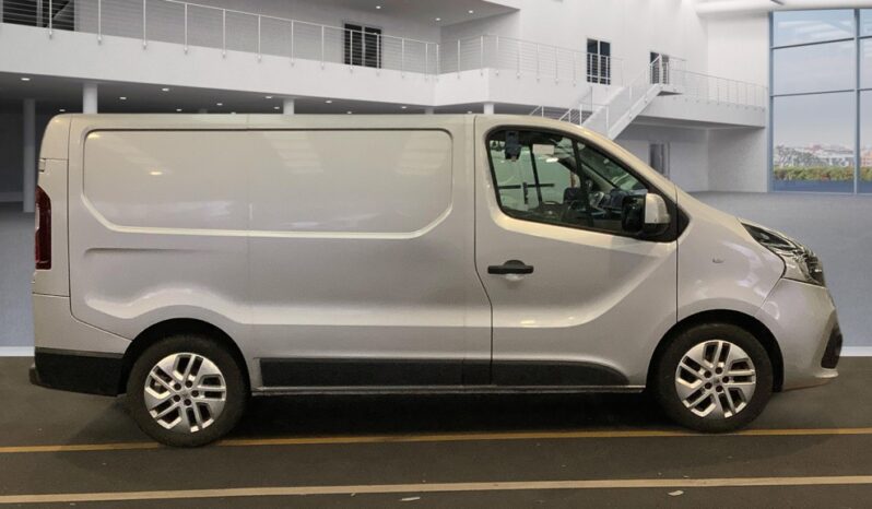 RENAULT TRAFIC SL27 dCi 120 Sport Nav Van full