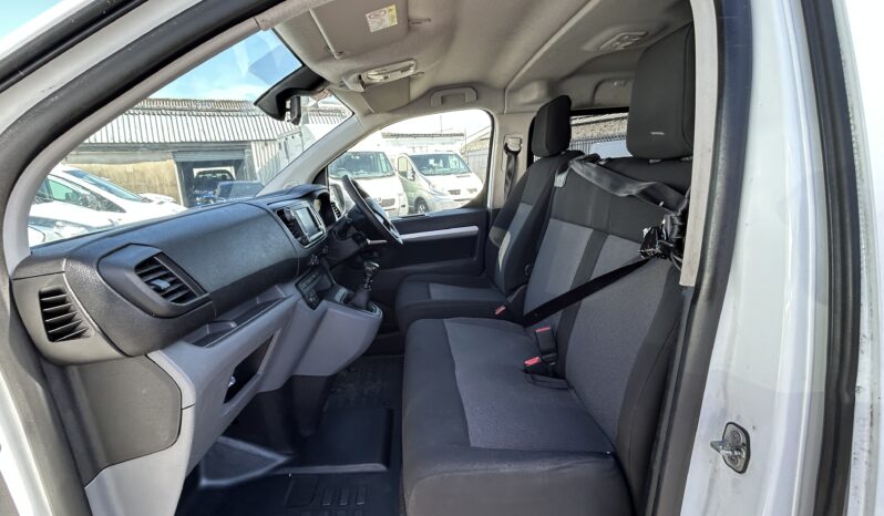 2017/67 Citroen Dispatch 1400 2.0 BlueHDi 120 6 Seater Crew Van full