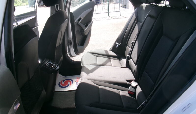 2015 Hyundai i40 1.7  CRDi Blue Drive S Diesel Estate full