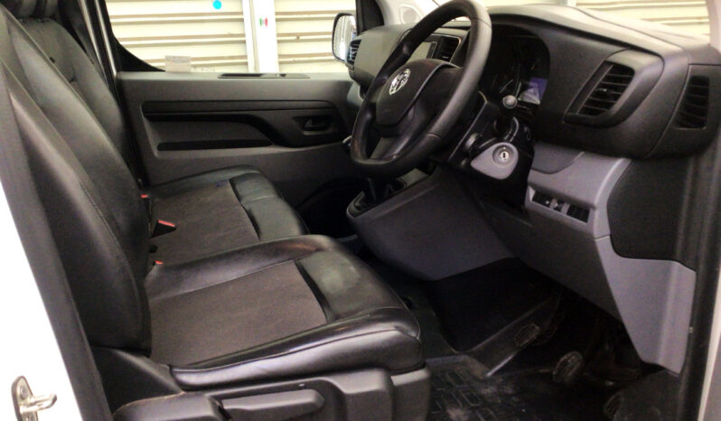 2022 Vauxhall Viaro 2700 1.5d 120PS Sportive H1 Van full