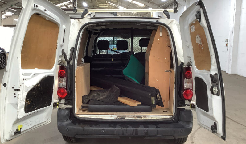 2018/67 Peugeot Partner 850 1.6 BLUE HDi 100 Professional Van full