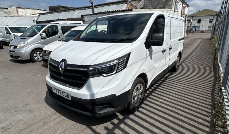 2022/72 Renault Trafic 2.0L SL28 Blue dCi 130 Business Van full