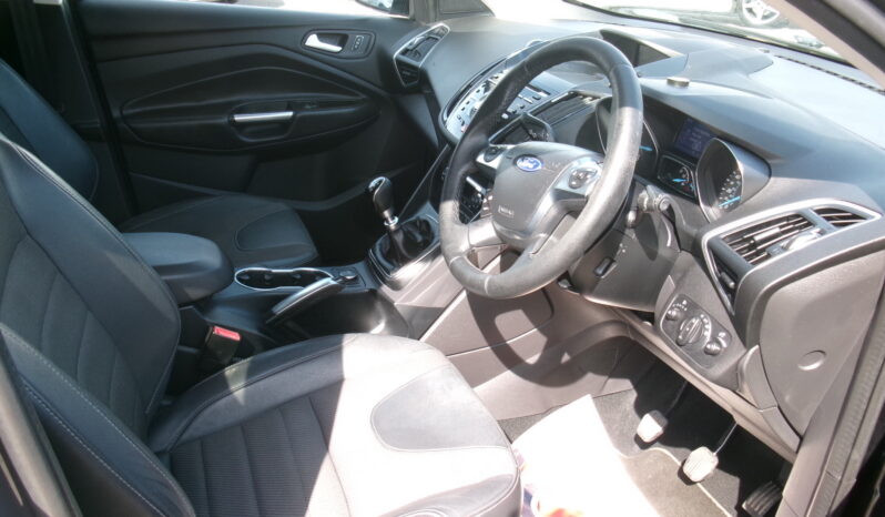 2013/63 Ford Kuga 2.0 TDCi Titanium 5dr 2WD full