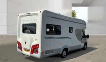2012/12 Auto-Trail Apache 634 2.3 Coachbuilt Motorhome full