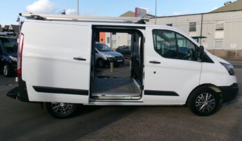 2017/17 Ford Transit Custom 2.0 TDCi 105ps Low Roof Van full