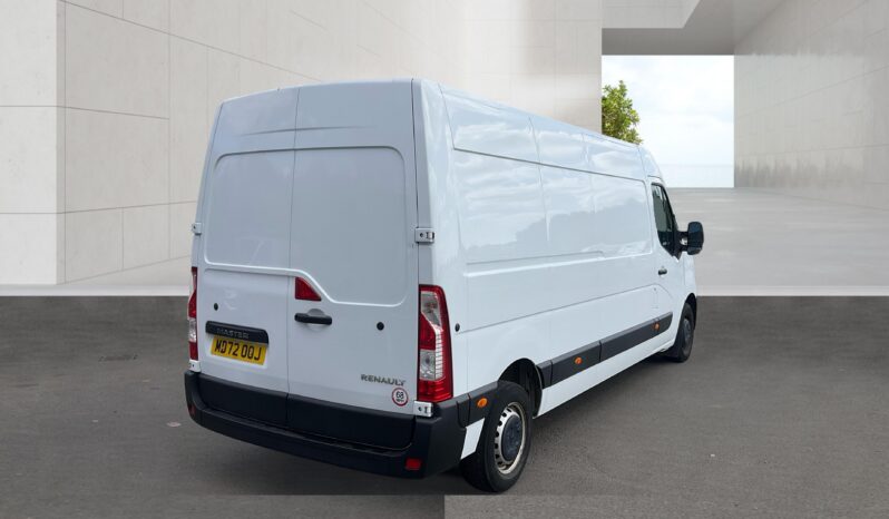 2022/72 Renault Master LM35dCi 135ps Business Medium Roof Van full