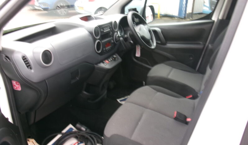 2019/19 Peugeot Partner 552 SE 67 Electric Van Automatic full