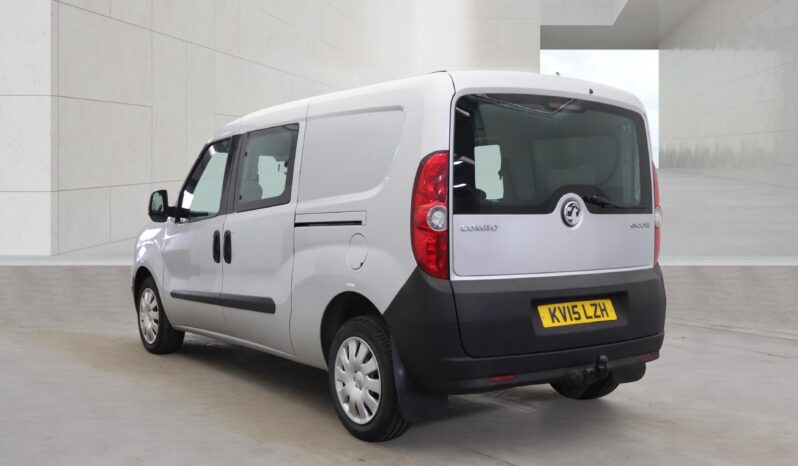 2015/15 Vauxhall Combo 2300 1.3 CDTI 16V ecoFLEX H1 Glazed 5 Seater Crew Van full