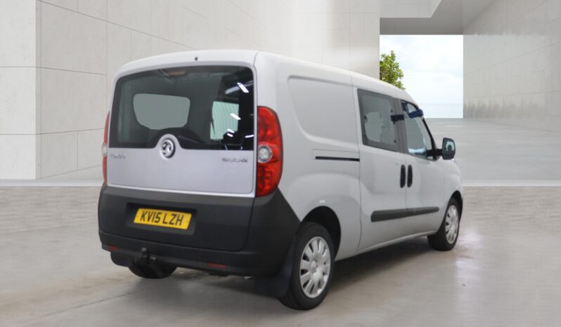 2015/15 Vauxhall Combo 2300 1.3 CDTI 16V ecoFLEX H1 Glazed 5 Seater Crew Van full