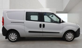 2015/15 Vauxhall Combo 2300 1.3 CDTI 16V ecoFLEX H1 Glazed 5 Seater Crew Van full